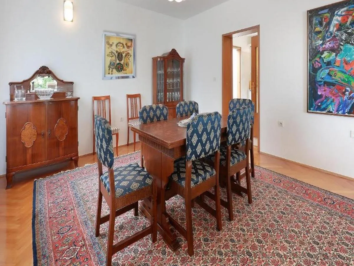 Villa Vita,Free Wifi,Nearby Sea